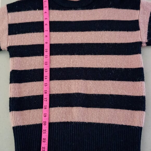 Chunky Black & Pink Striped Ribbed Sweater – Medium - Picture 7 of 12